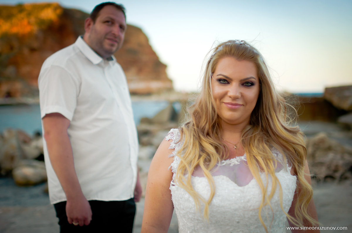 сватбени фотографи на морето болата